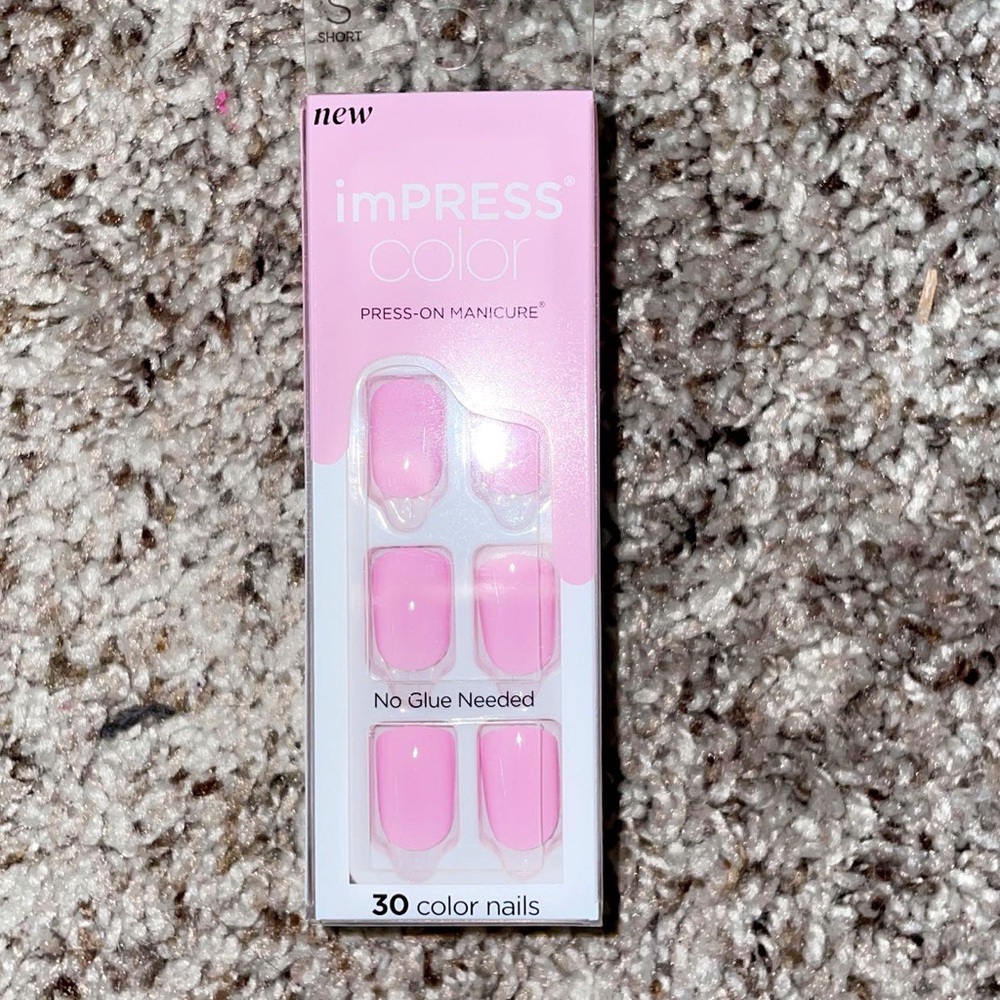 press on nails!